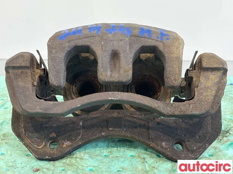 Bremsecaliper høyre foran til Mitsubishi Outlander 2015-->> (Type III, Fase 2)  (MITSUBISHI|MR370776|)
