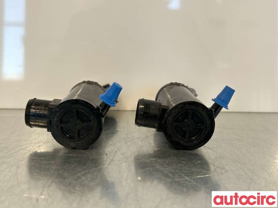 Spylerpumpe foran til Subaru Forester 2008-2013 (Type III)  (SUBARU|86611AG010|86611AG000|)