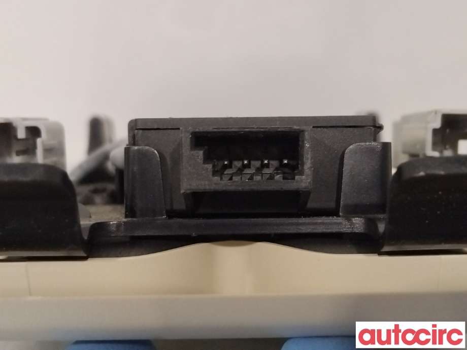 Styreenhet diverse til Tesla Model S 2013-2016 (Fase 1)  (TESLA|1004812-00-B|)