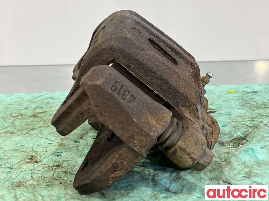 Bremsecaliper høyre foran til Mitsubishi Outlander 2015-->> (Type III, Fase 2)  (MITSUBISHI|MR370776|)