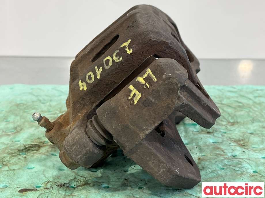 Bremsecaliper høyre foran til Mitsubishi Outlander 2015-->> (Type III, Fase 2)  (MITSUBISHI|MR370776|)