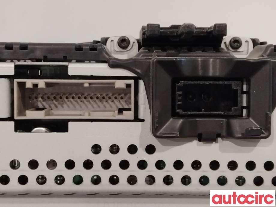 Instrumentpanel til Audi A8 2010-2013 (Type III, Fase 1) (AUDI|4H0920830MX|4H0920830M)