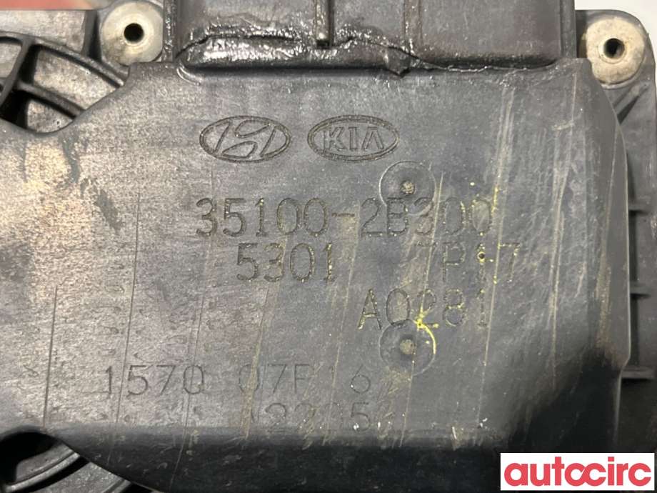 Spjeldhus til Kia Cee