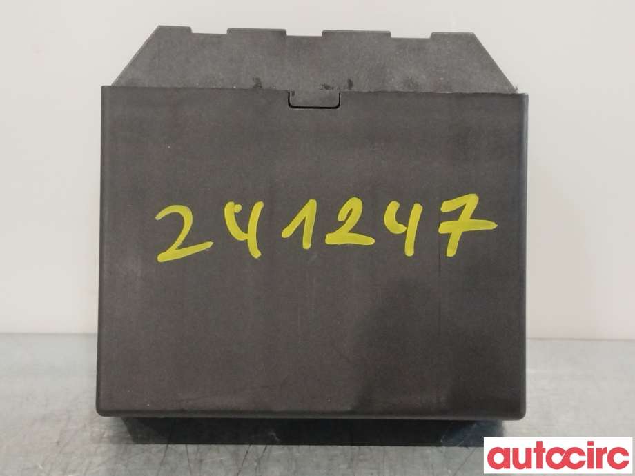 Styreenhet comfort (BCM) til Audi A8 2010-2013 (Type III, Fase 1)  (AUDI|4H0907412)
