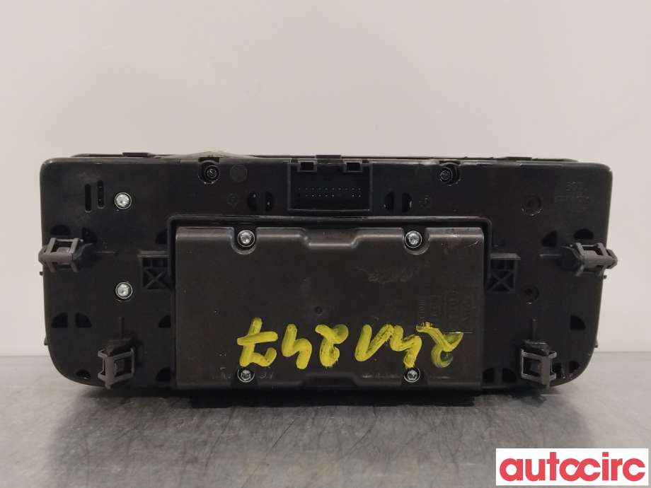 Bryter diverse til Audi A8 2010-2013 (Type III, Fase 1)  (AUDI|4H1919600M|4H1919600H)