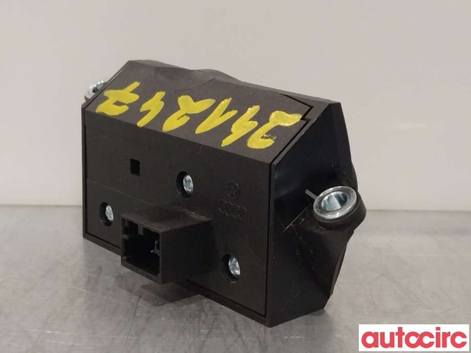 Bryter diverse til Audi A8 2010-2013 (Type III, Fase 1)  (AUDI|4H0953551A)