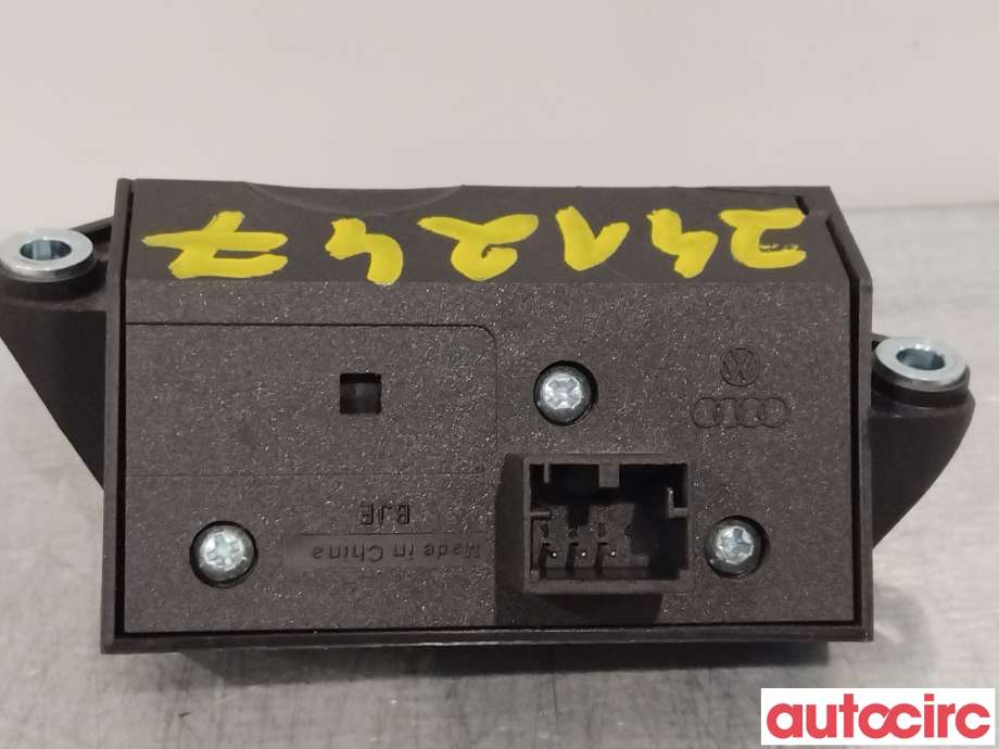 Bryter diverse til Audi A8 2010-2013 (Type III, Fase 1)  (AUDI|4H0953551A)