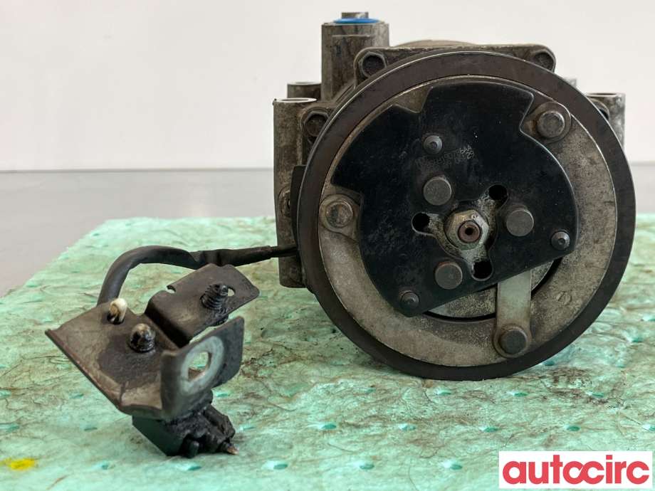 Aircondition kompressor til Ford Fiesta 2008-2012 (Type VI, Fase 1)  (FORD|1811104||8V5119D629DF)