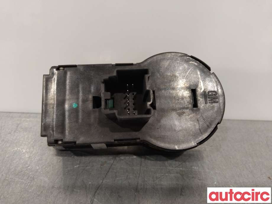 Bryter lys til Opel Insignia A 2009-2014  (OPEL|22901659||13268707)