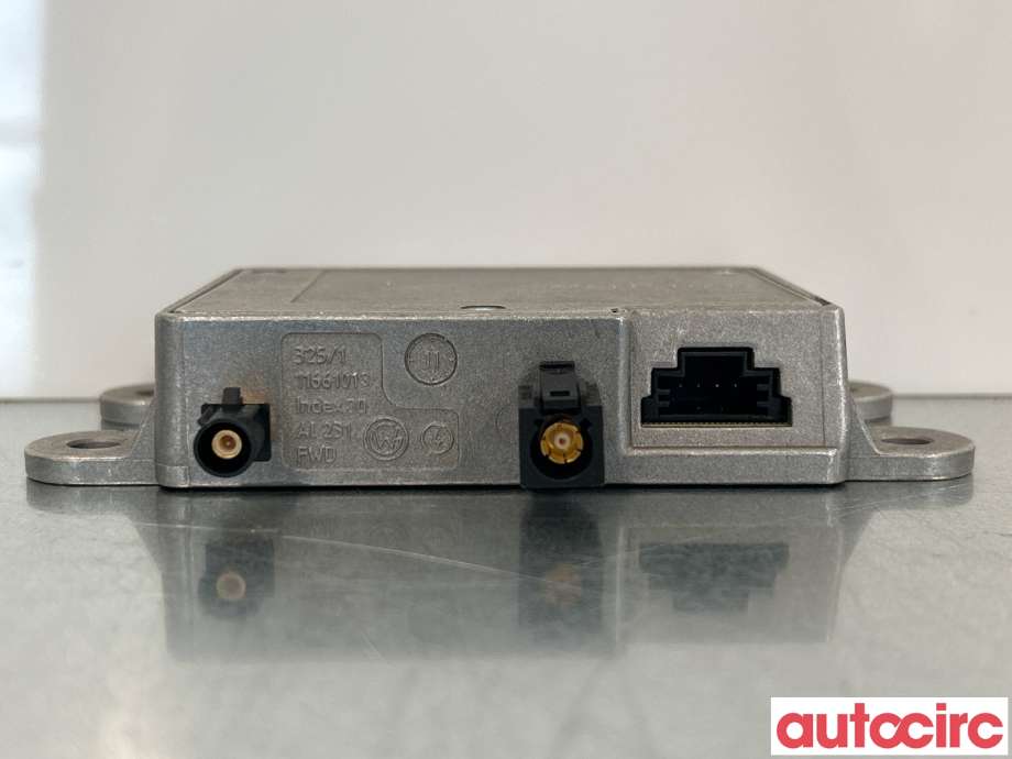 Antenne forsterker til Mercedes C-Klasse 2011-2014 (Fase 2) (W204) (W204) (MERCEDES|A2219050040|)