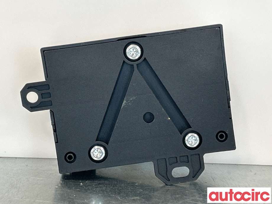Styreenhet drivstoffpumpe til Mercedes C-Klasse 2011-2014 (Fase 2) (W204) (W204) (MERCEDES|A2129003408)