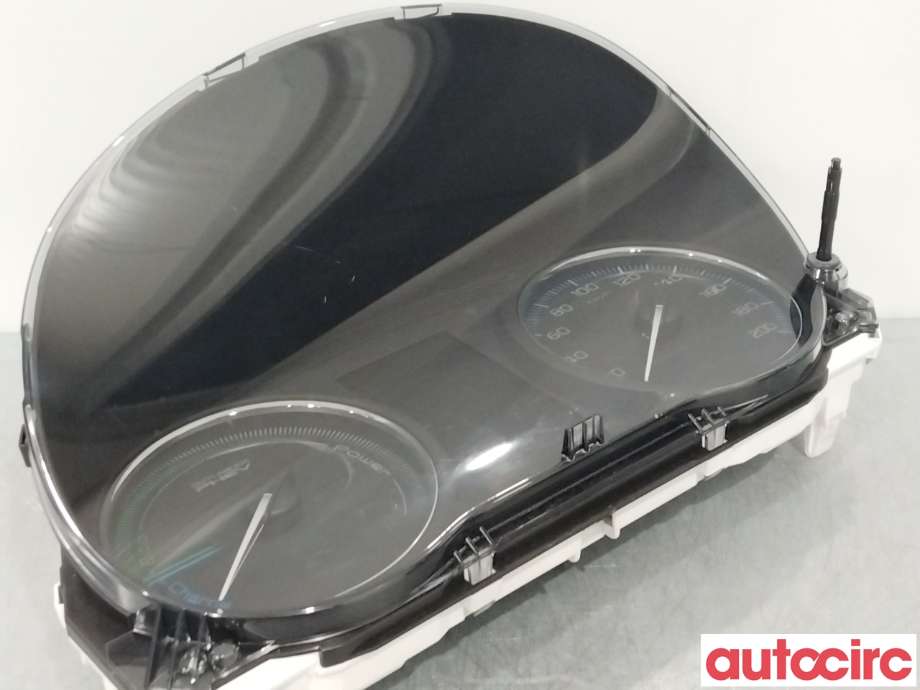 Instrumentpanel til Mitsubishi Outlander 2015-->> (Type III, Fase 2)  (MITSUBISHI|8100C543|MM0059-354)