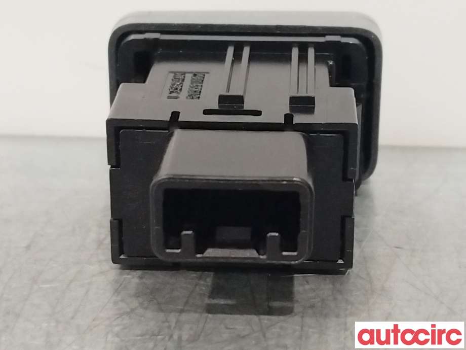 Bryter diverse til Mitsubishi Outlander 2015-->> (Type III, Fase 2)  (MITSUBISHI|8602A128|)