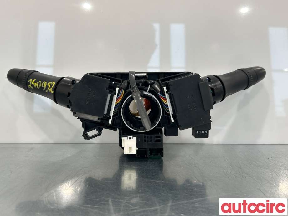 Bryter combi til Mitsubishi ASX 2010-2019 (MITSUBISHI|8600A405||8617A013)