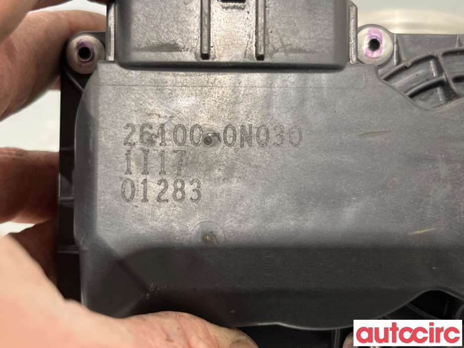 Spjeldhus til Subaru Trezia 2011-2013  (261000N030||26100-0N030)