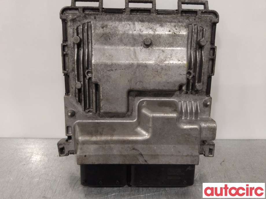 Styreenhet motor til Mercedes C-Klasse 2011-2014 (Fase 2) (W204) (W204) (MERCEDES|A2711500391|)