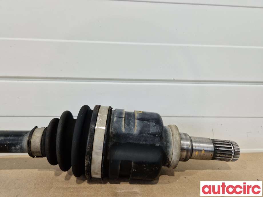 Drivaksel venstre foran til Toyota Avensis 2009-2015 (Type III, Fase 1)  (TOYOTA|4342005401|)