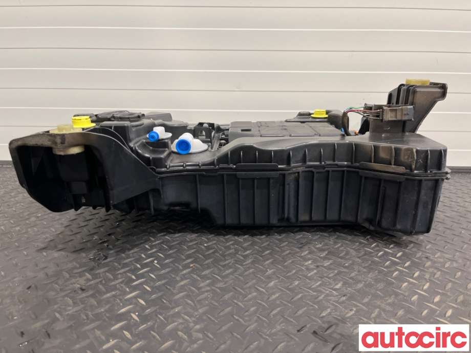 AdBlue tank til Peugeot 5008 2017-->> (Type II)  (PEUGEOT|1682616280|)