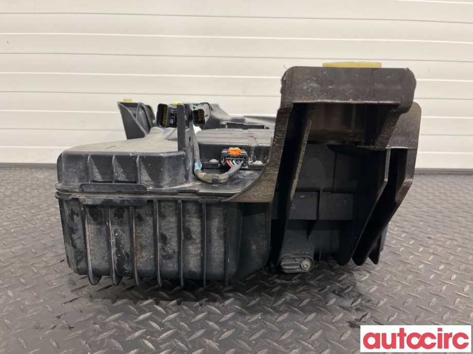 AdBlue tank til Peugeot 5008 2017-->> (Type II)  (PEUGEOT|1682616280|)