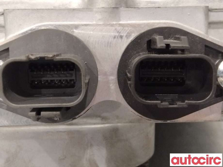 Inverter hybrid til Mitsubishi Outlander 2012-2015 (Type III, Fase 1)  (MITSUBISHI|9410A056||9410A067)