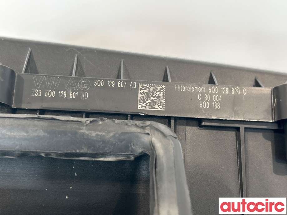 Luftfilterboks til VW Tiguan 2016-2020 (Type II, Fase 1)  (VOLKSWAGEN|5Q0129607BA|5Q0129607AB)