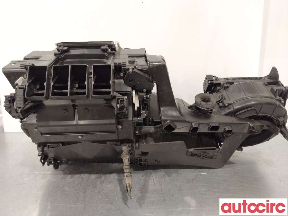 Diverse deler til Audi A8 2010-2013 (Type III, Fase 1) (AUDI|4H1820356|4H0898037|4H1820023)
