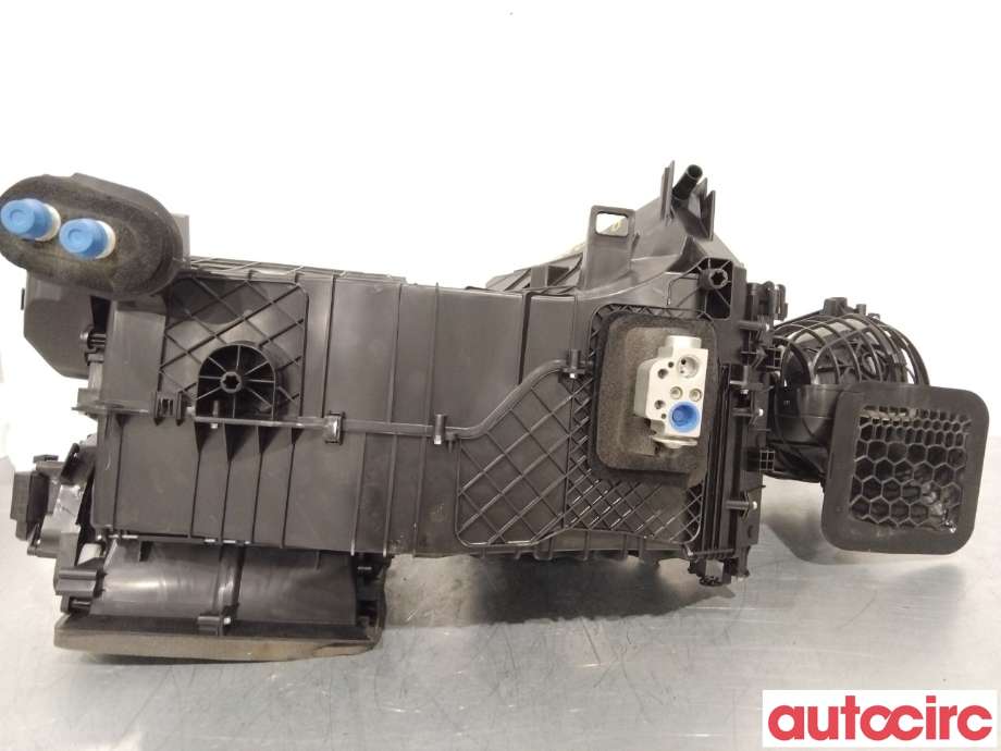 Diverse deler til VW Transporter / Caravelle 2019-->> (T6.1) (T6.1) (VOLKSWAGEN|7LA819061|7L1819031B|7LA820354A)