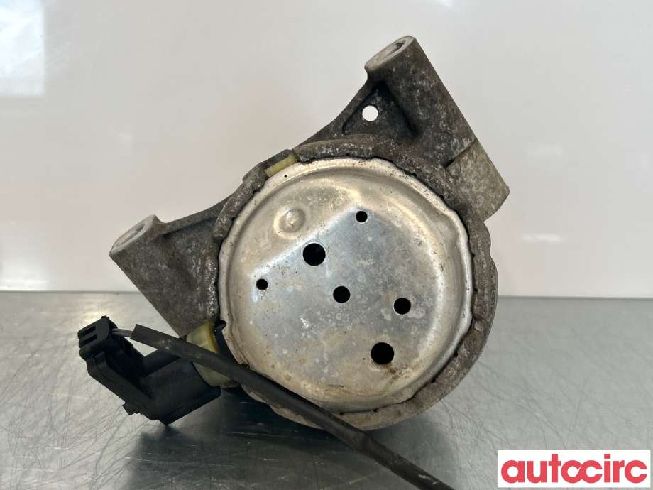 Motorfeste til Audi A6 2014-2018 (Type IV, Fase 2) (C7) (C7) (AUDI|4G0199381LH|)