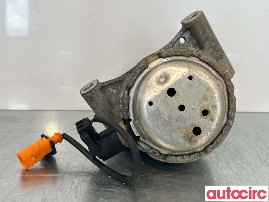Motorfeste til Audi A6 2014-2018 (Type IV, Fase 2) (C7) (C7) (AUDI|4G0199381LH|)