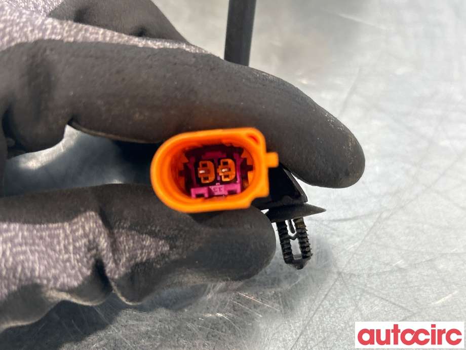 Motorfeste til Audi A6 2014-2018 (Type IV, Fase 2) (C7) (C7) (AUDI|4G0199381LH|)