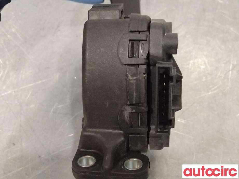 Pedal gass til VW Transporter / Caravelle 2015-2019 (T6) (T6) (VOLKSWAGEN|7E1721503C|)