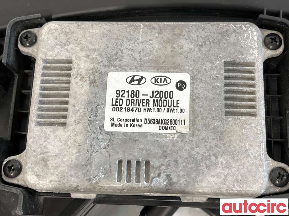 Frontlykt høyre halogen til Kia e-Soul 2019-->> (Type III)  (KIA|92102J2020)