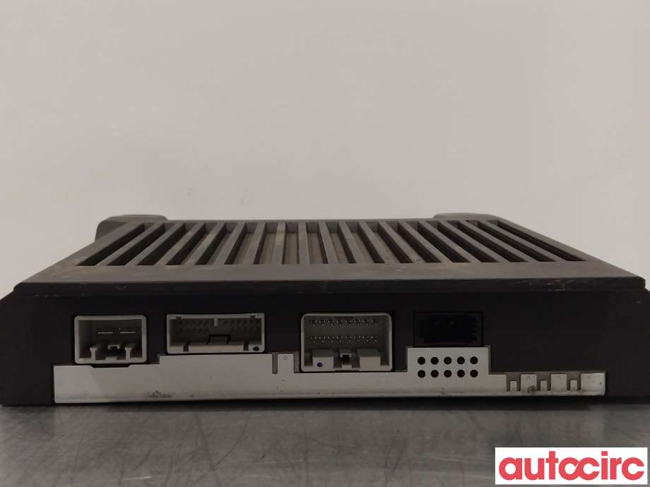 Bilstereo forsterker til Volvo V70 2007-2013 (Type III, Fase 1)  (VOLVO|36001097|31282144)