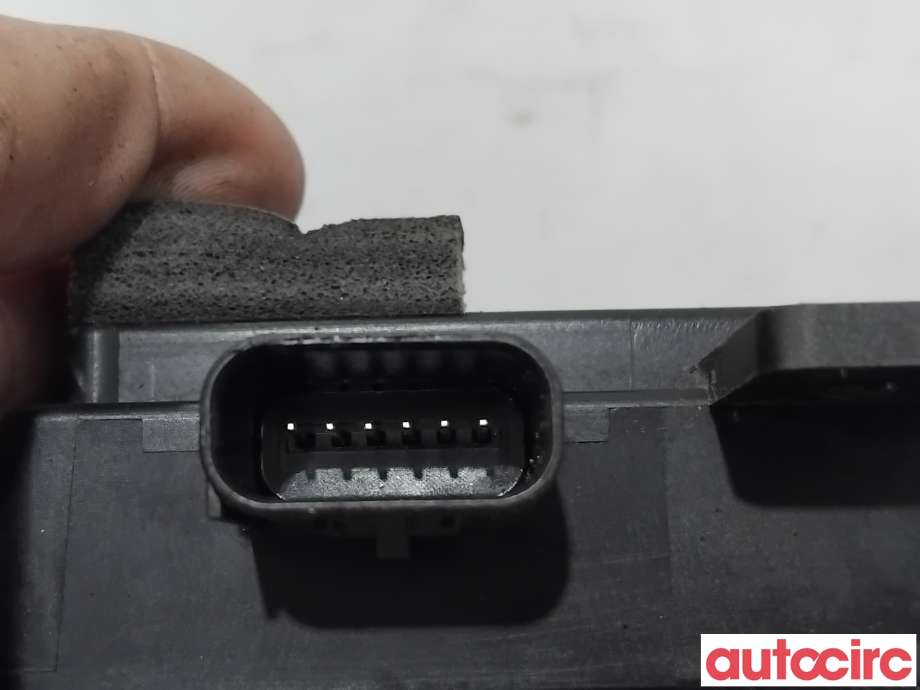 Sensor radar til Ford Focus 2011-2014 (Type III, Fase 1)  (FORD|1846729|303007|AV6T-14C689-AD)