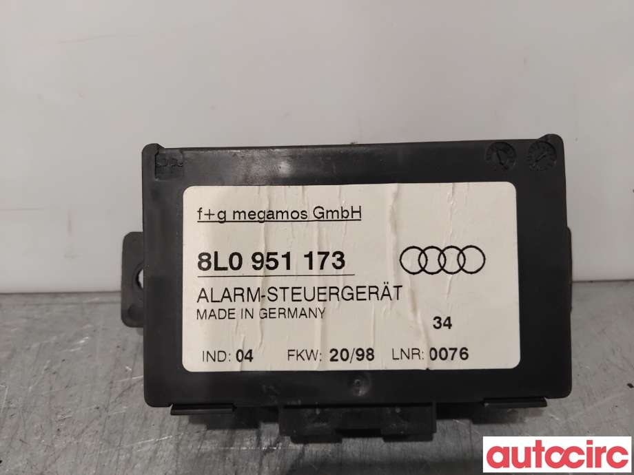 Styreenhet diverse til Audi A8, 1995-2002 (Type I) (AUDI|8L0951173)