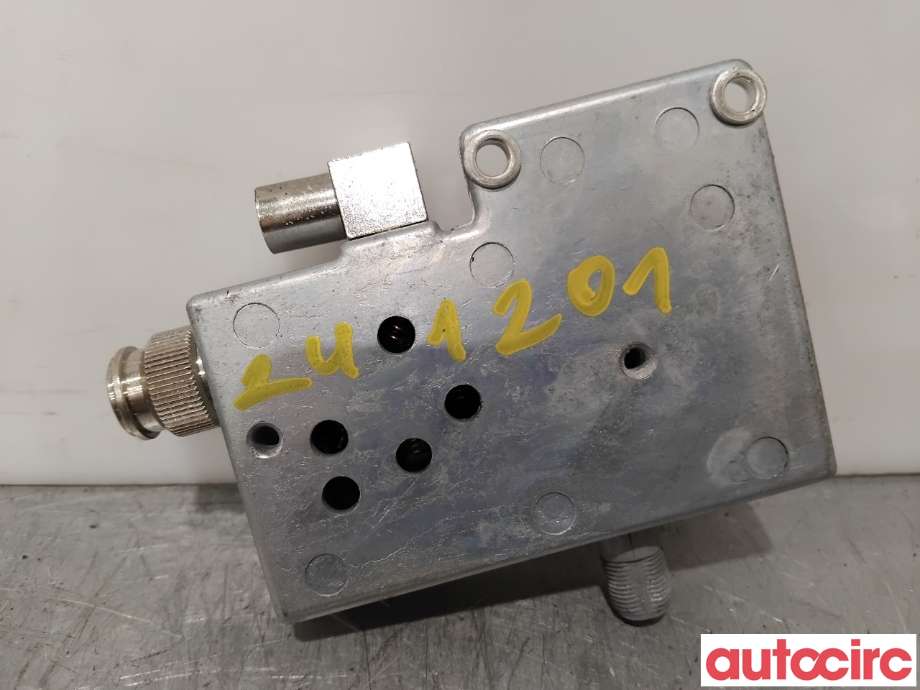 Bilstereo diverse til Audi A8 1995-2002 (Type I) (AUDI|4B5035585|AW7035AP|4D0035585)