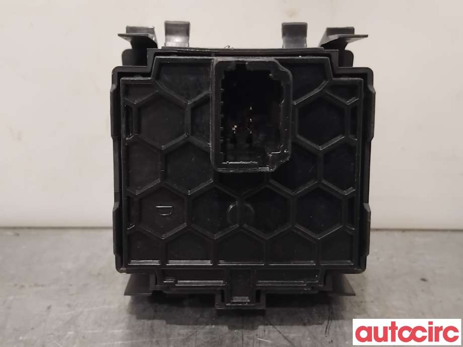 Frontlykter til Opel Vivaro B 2014-2019  (OPEL|93452314||251900567R)