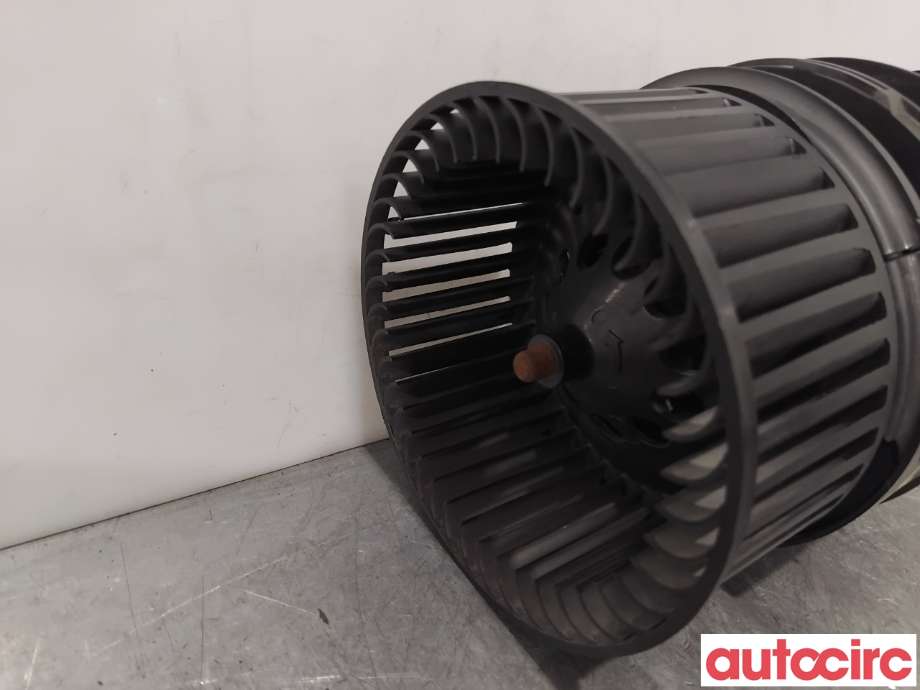 Varmeapparat motor til Opel Vivaro B 2014-2019  (OPEL|95524036|)