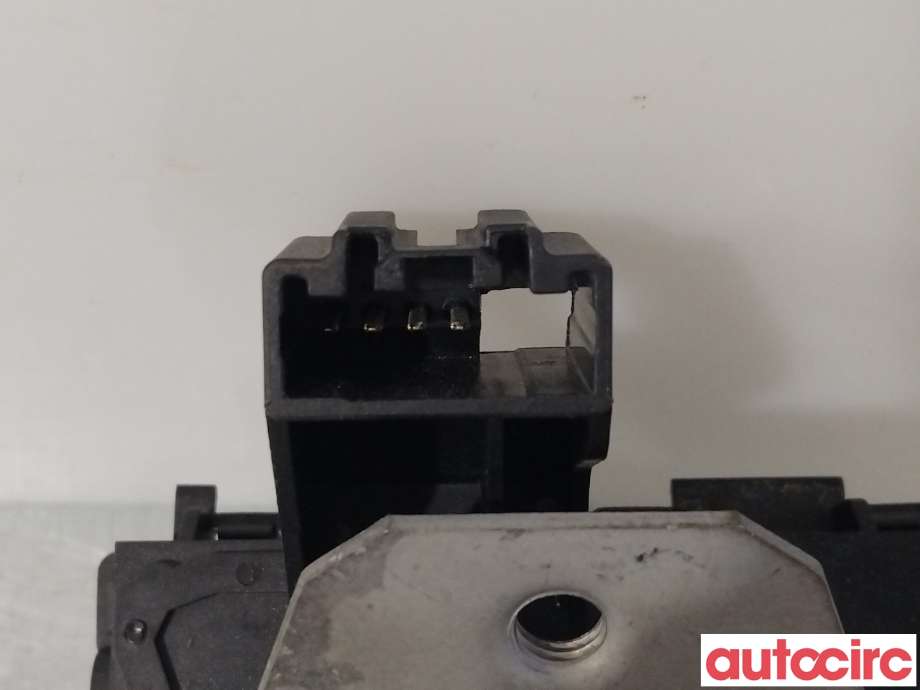 Baklukelås til Ford Kuga 2008-2012 (Type I)  (FORD|1743700||8V41-S442A66-AF)