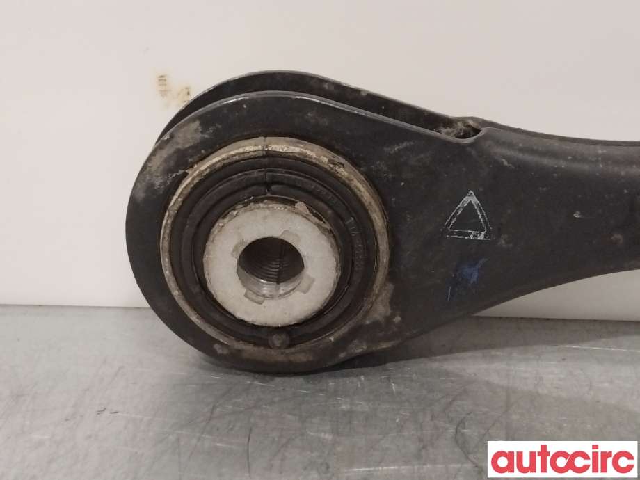 Bærebru høyre bak til Audi A8 2010-2013 (Type III, Fase 1)  (AUDI|8K0501529L)