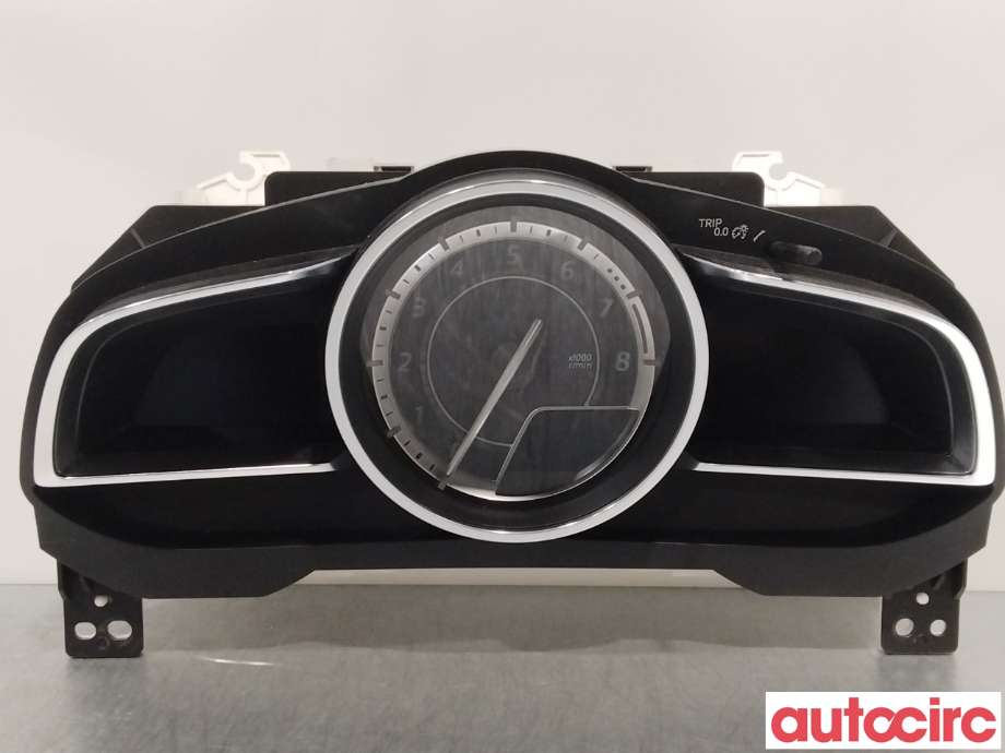 Instrumentpanel til Mazda 3, 2013-2016 (Type III, Fase 1)  (MAZDA|BJE1-55-471N)