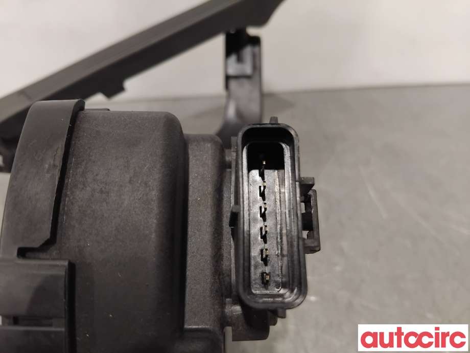 Pedal gass til Hyundai Ix35 2010-2015  (HYUNDAI|327002S100|)