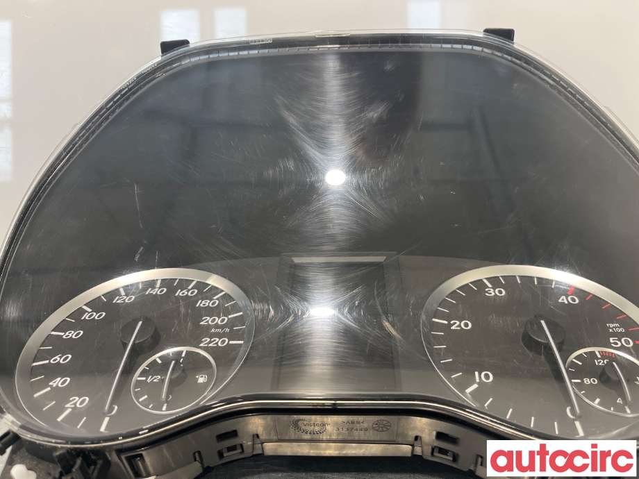 Instrumentpanel til Mercedes Vito 2014-->> (W447) (W447) (MERCEDES|A4479006808)
