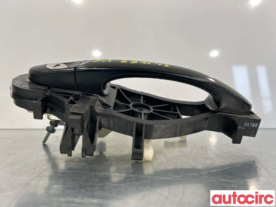 Dørhåndtak utv venstre foran til VW Transporter / Caravelle 2015-2019 (T6) (T6) (VOLKSWAGEN|7H0837205D|)