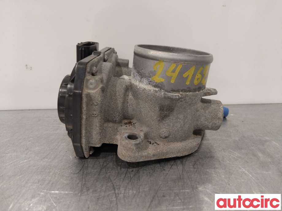 Spjeldhus til Toyota Yaris 2014-2020 (Type III, Fase 2)  (TOYOTA|2203047040||22030-47040)