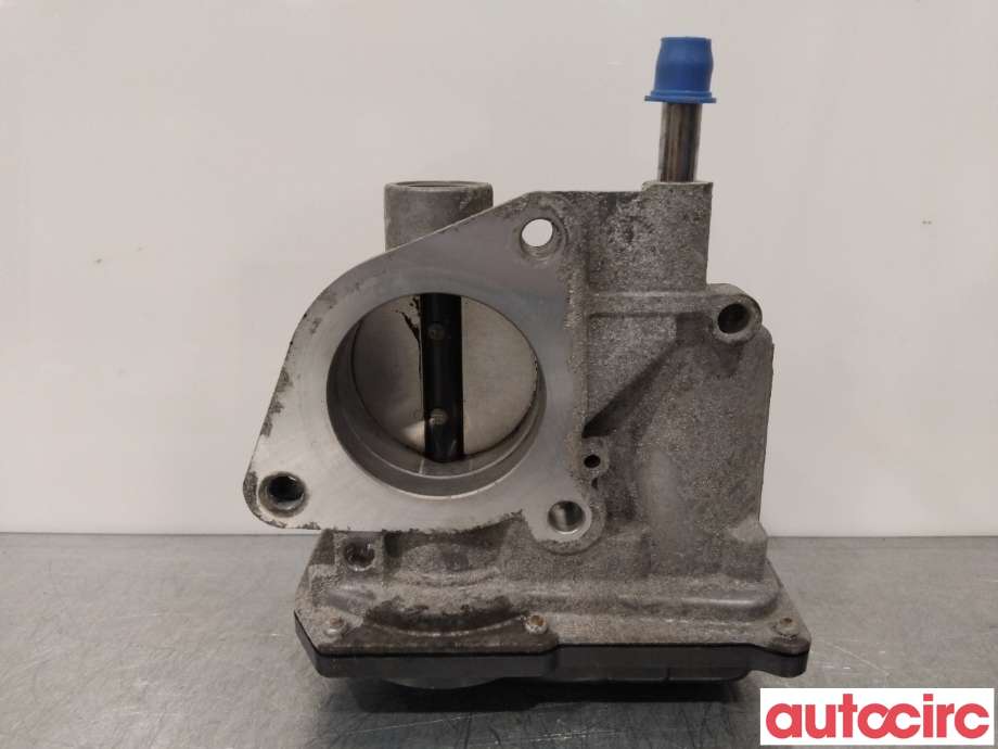 Spjeldhus til Toyota Yaris 2014-2020 (Type III, Fase 2)  (TOYOTA|2203047040||22030-47040)