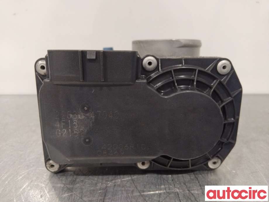 Spjeldhus til Toyota Yaris 2014-2020 (Type III, Fase 2)  (TOYOTA|2203047040||22030-47040)