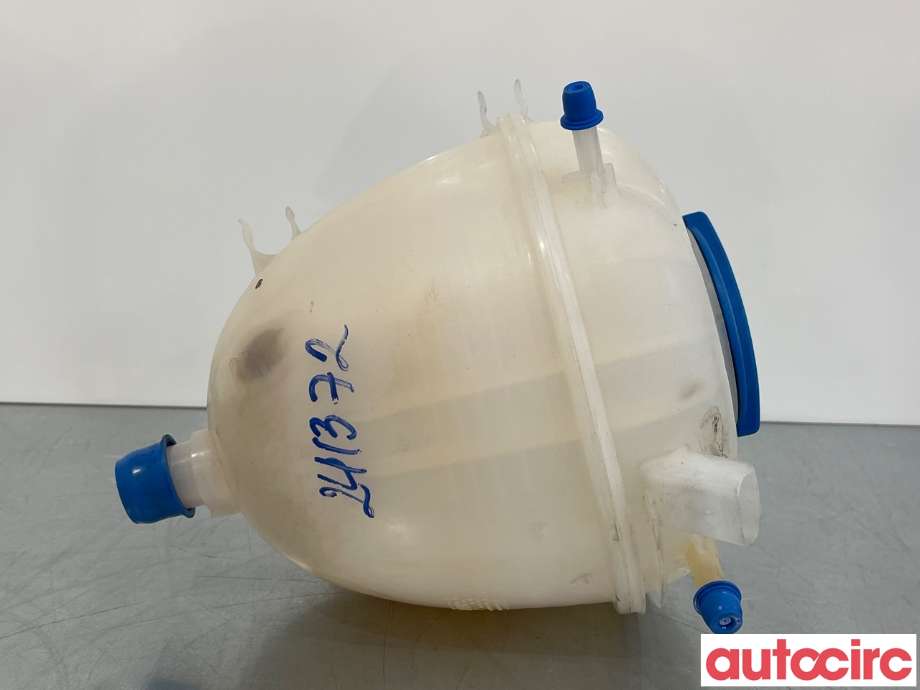 Ekspansjonstank til VW Transporter / Caravelle 2015-2019 (T6) (T6) (VOLKSWAGEN|7E0121407B|7E0121407D)
