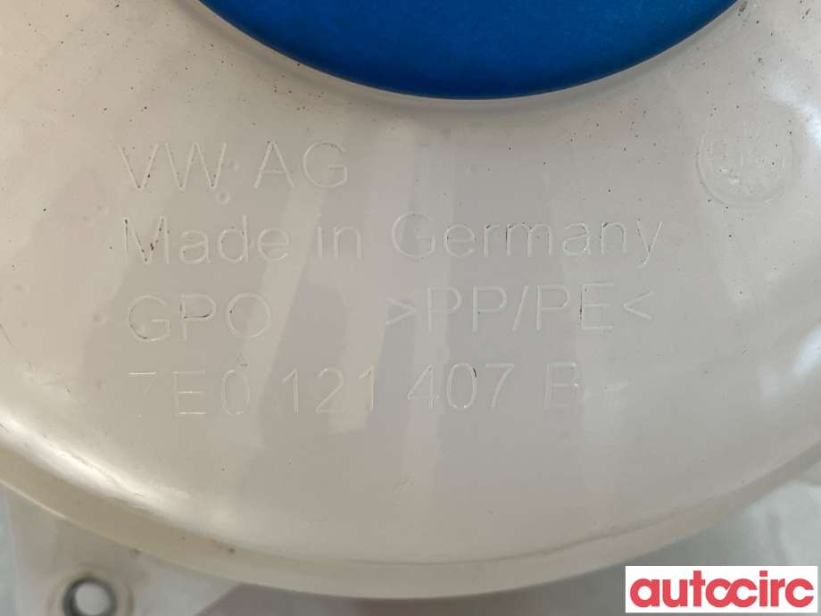 Ekspansjonstank til VW Transporter / Caravelle 2015-2019 (T6) (T6) (VOLKSWAGEN|7E0121407B|7E0121407D)