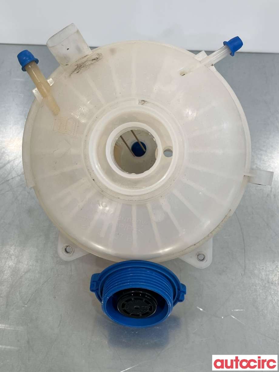 Ekspansjonstank til VW Transporter / Caravelle 2015-2019 (T6) (T6) (VOLKSWAGEN|7E0121407B|7E0121407D)